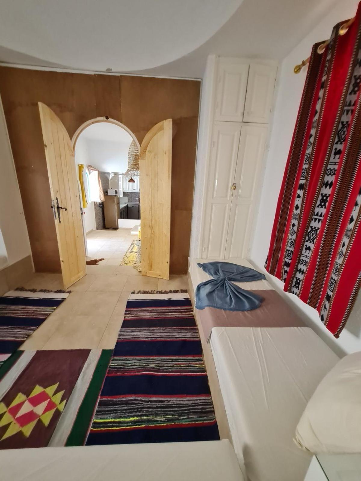 Maison typiques  Houmt Souk  Extérieur photo