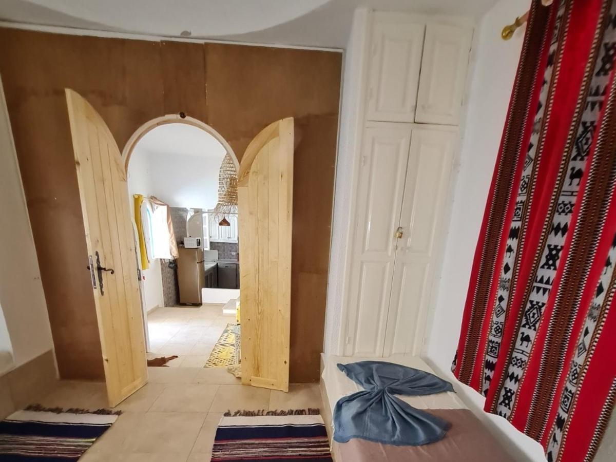 Maison typiques  Houmt Souk  Extérieur photo